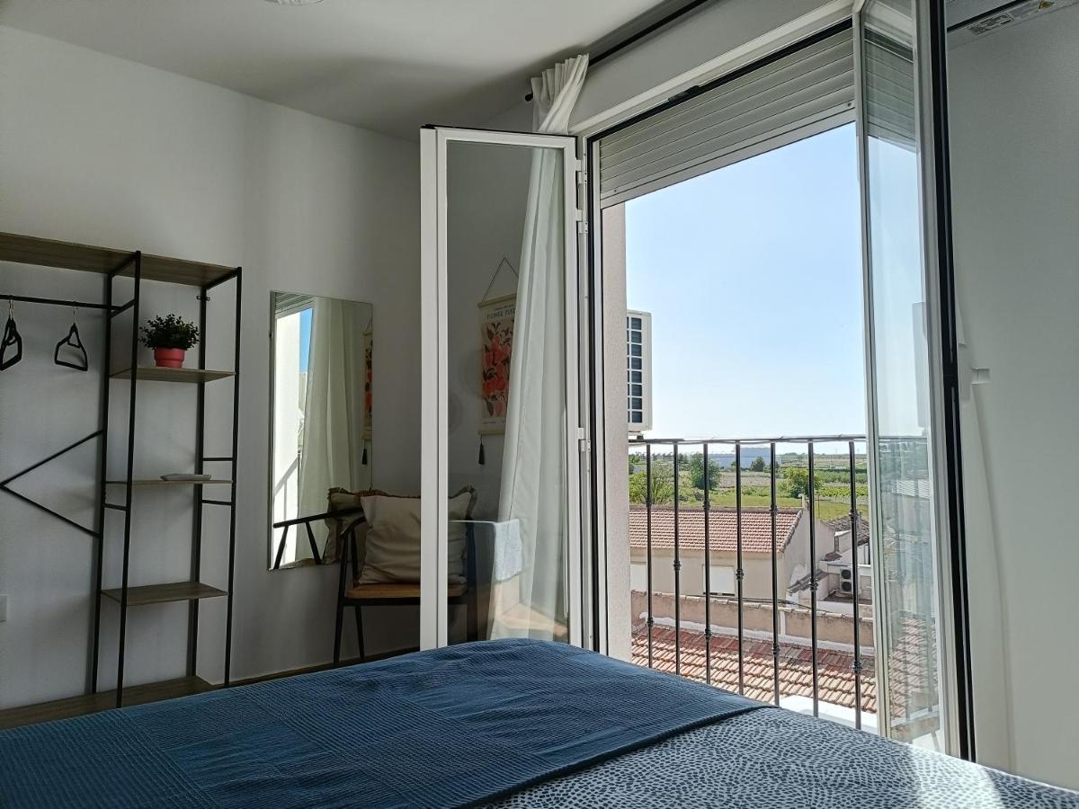Apartamento Happy Street Socuéllamos Dış mekan fotoğraf